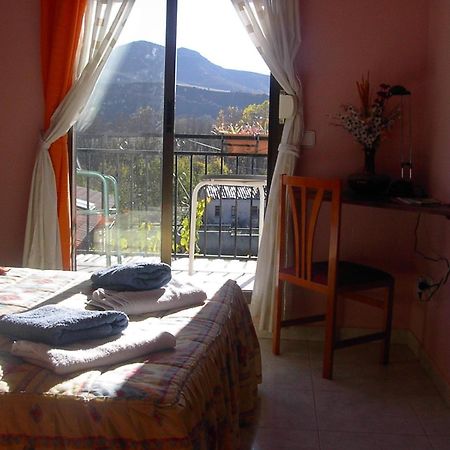 Hostal Escarla Aren ภายนอก รูปภาพ