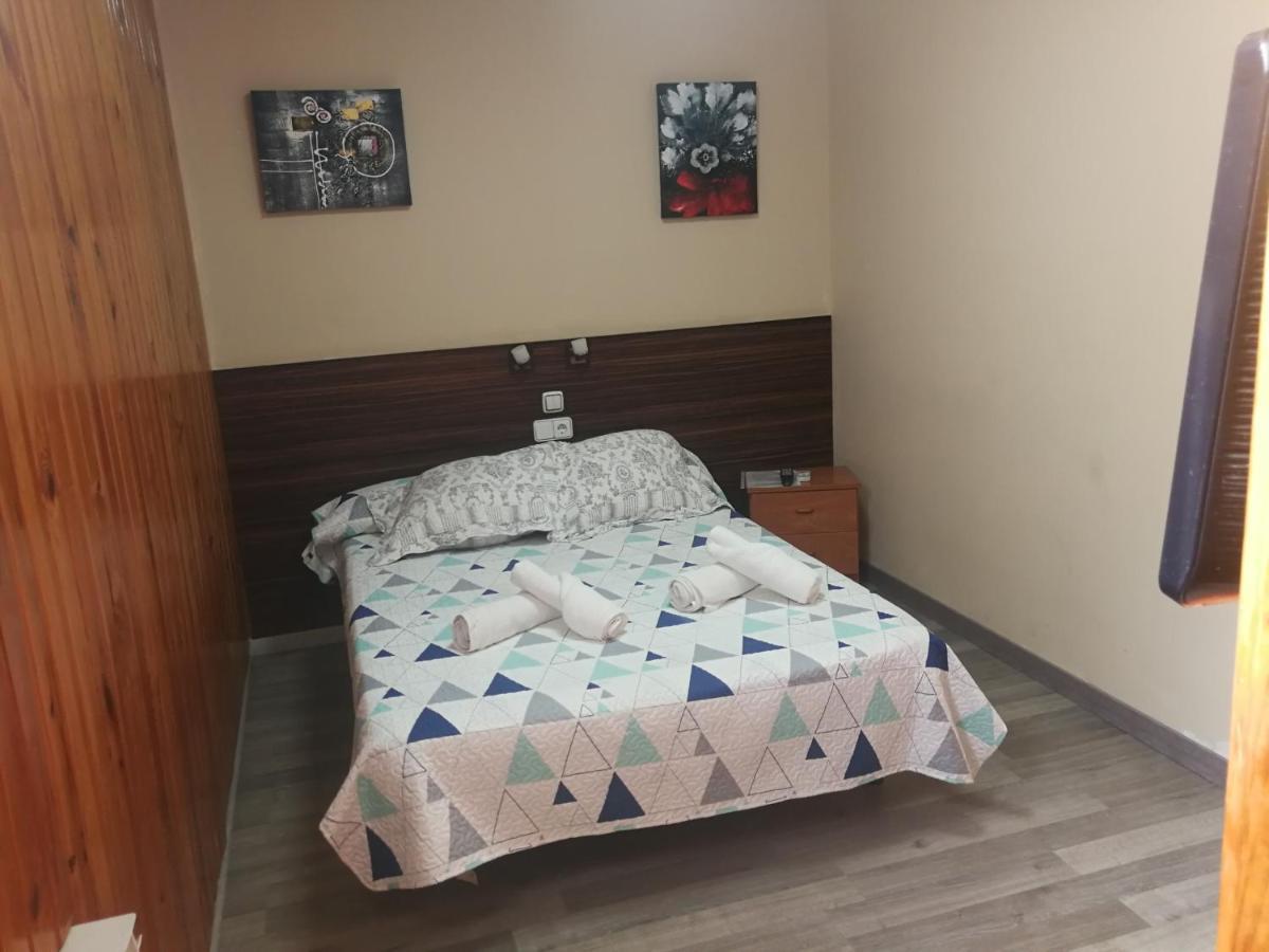 Hostal Escarla Aren ภายนอก รูปภาพ