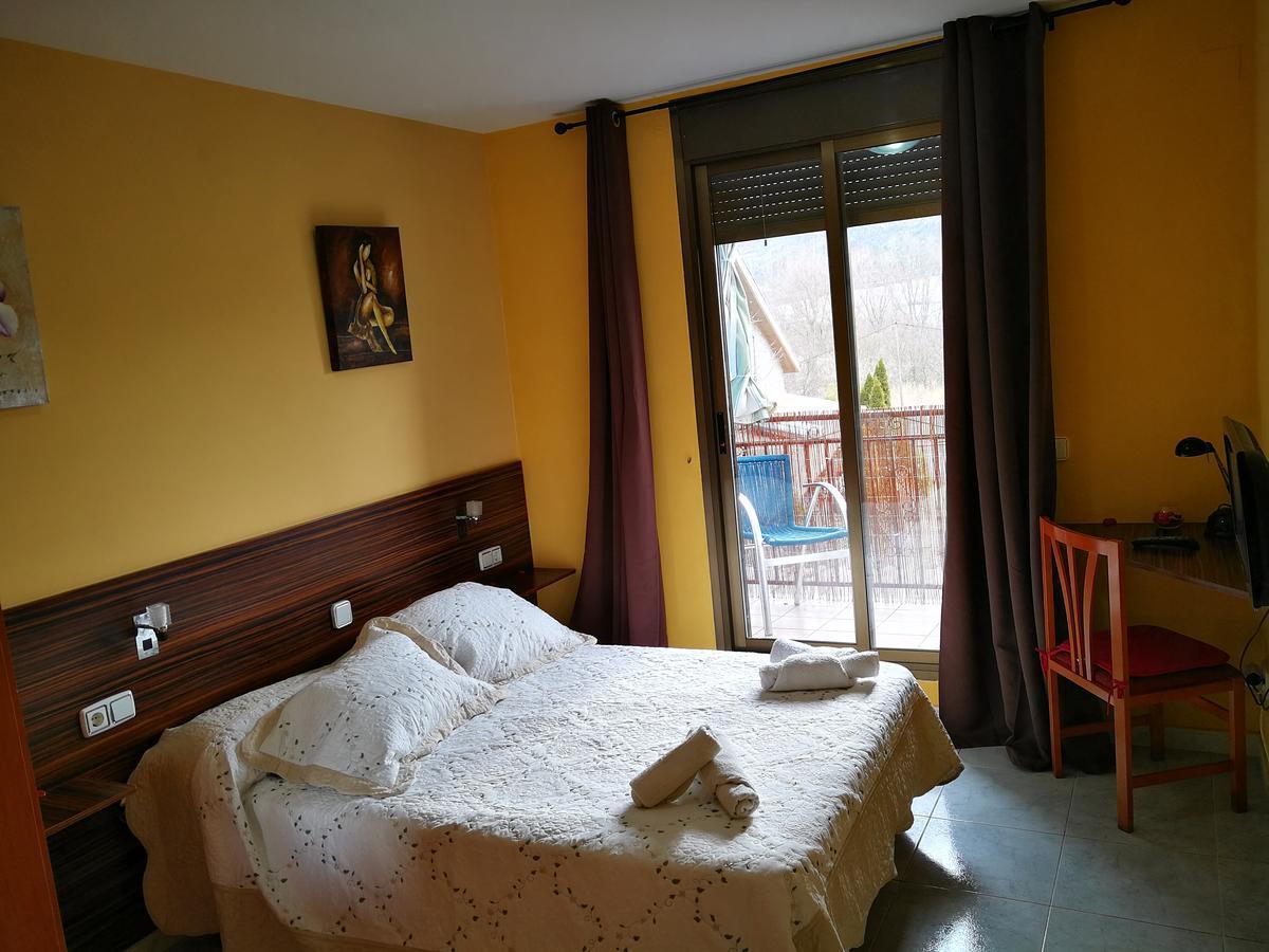 Hostal Escarla Aren ภายนอก รูปภาพ