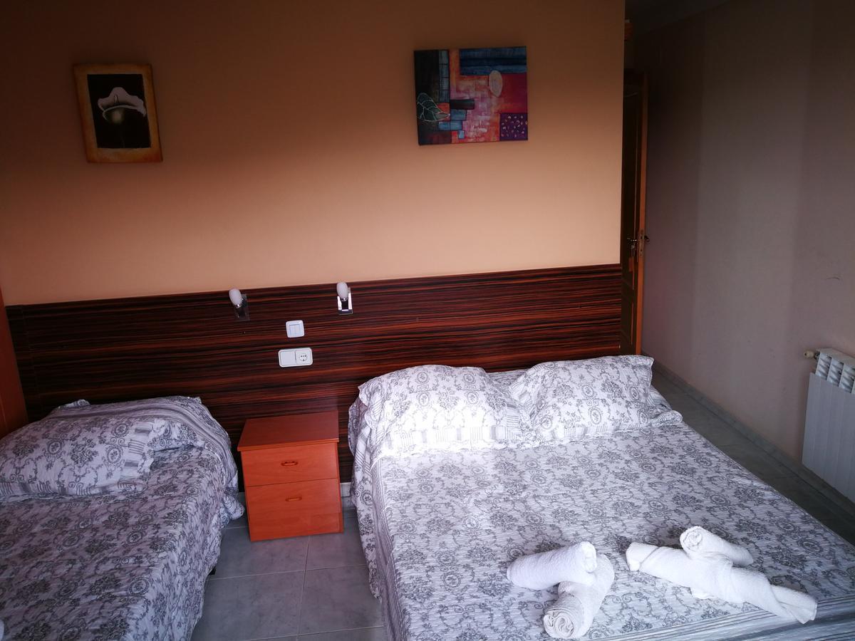 Hostal Escarla Aren ภายนอก รูปภาพ