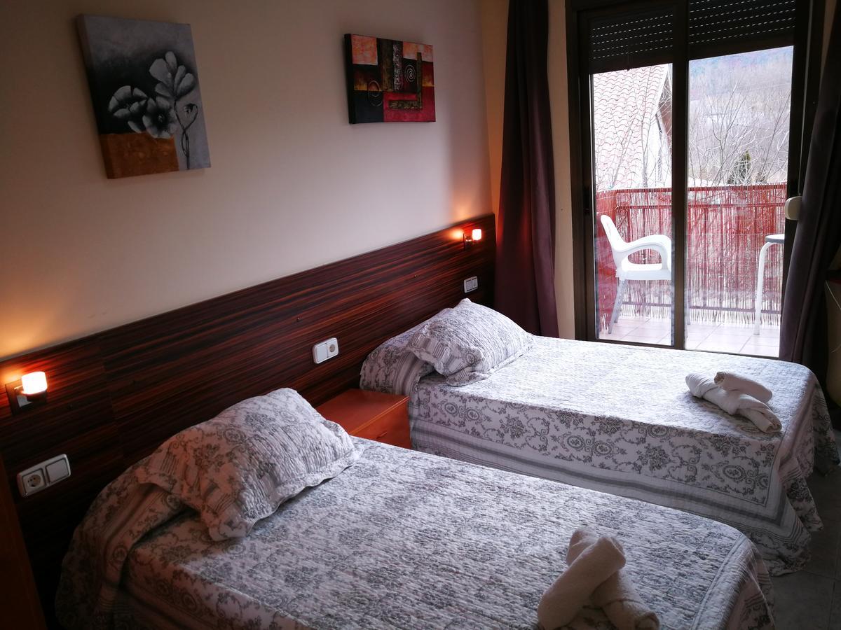 Hostal Escarla Aren ภายนอก รูปภาพ