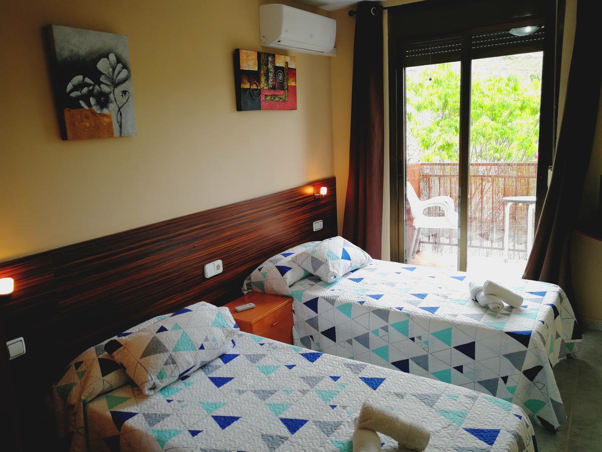 Hostal Escarla Aren ภายนอก รูปภาพ