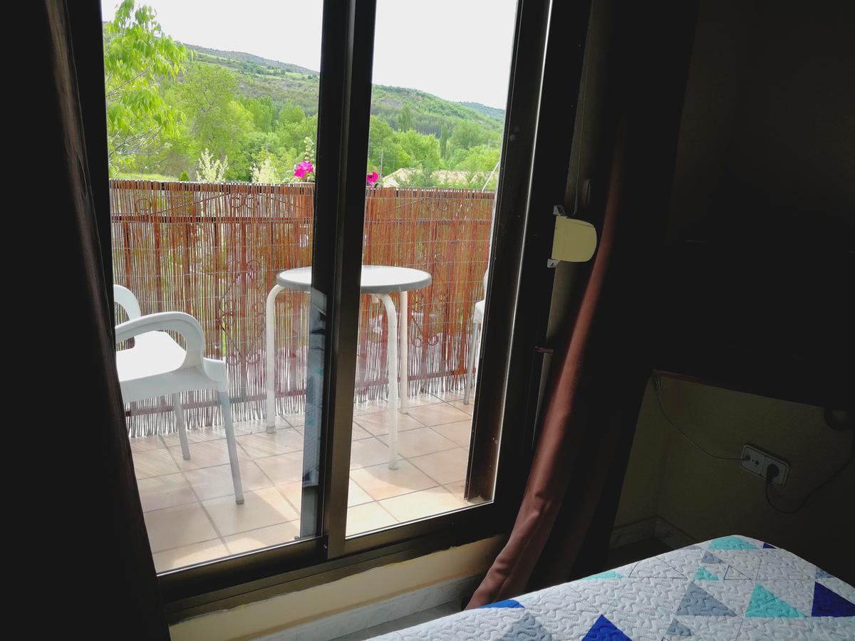 Hostal Escarla Aren ภายนอก รูปภาพ