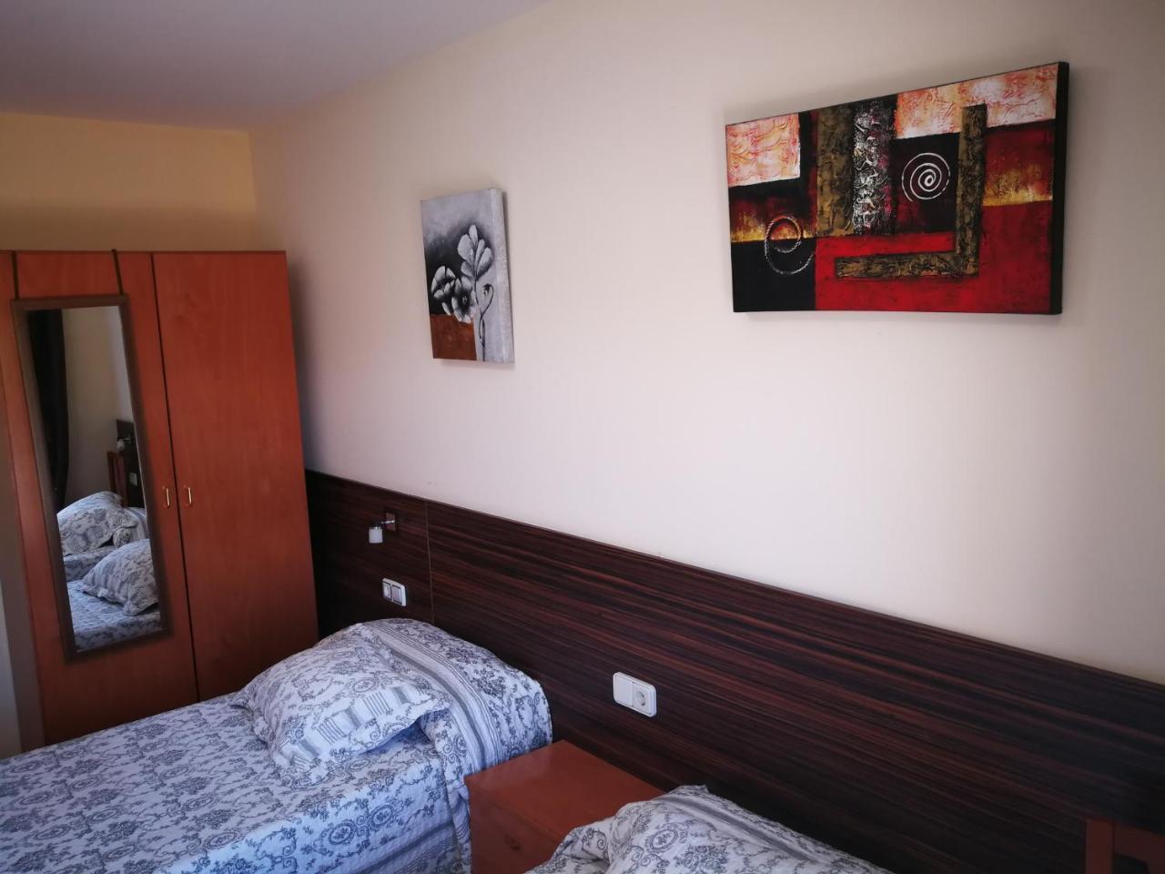 Hostal Escarla Aren ภายนอก รูปภาพ