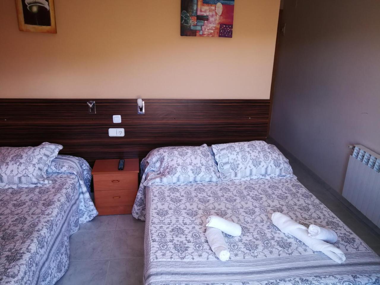 Hostal Escarla Aren ภายนอก รูปภาพ